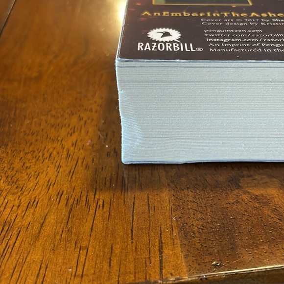 An Ember in the Ashes paperback - Picture 3 of 3